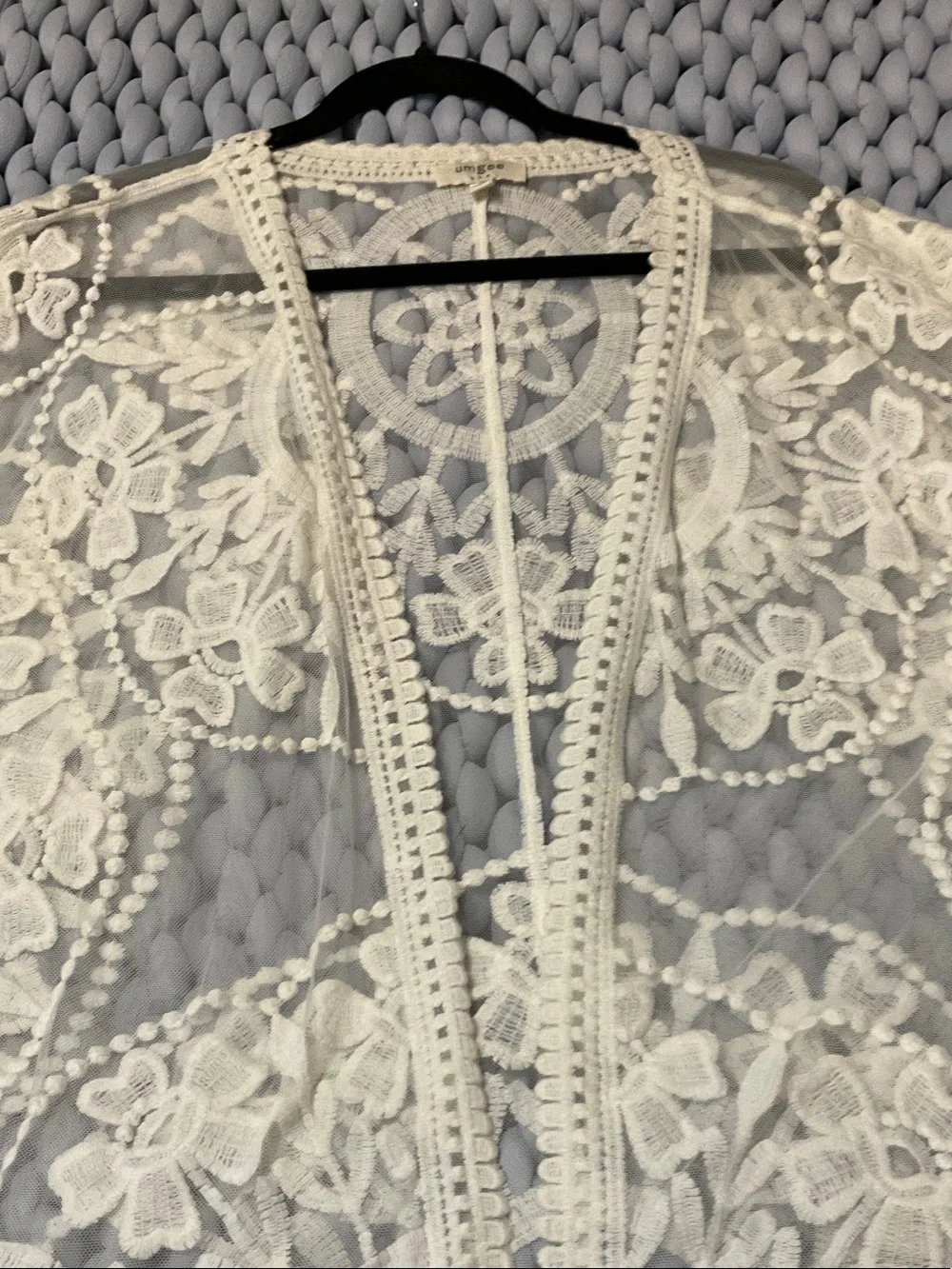 Umgee White Floral Lace Sheer Kimono Robe